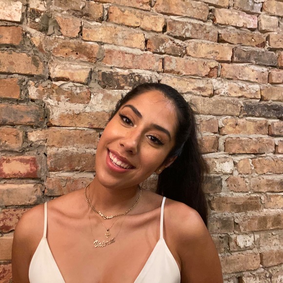 valeriasuare435